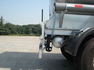 3x12T BPW ধুরা 46000L অ্যালুমিনিয়াম খাদ পেট্রোলিয়াম / তেল ট্যাঙ্ক আধা ট্রেলার
