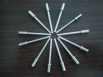 SUS304 sus303 SUS316 যথার্থ পরিণত অংশ / স্পষ্টতা পিন যন্ত্রাংশ