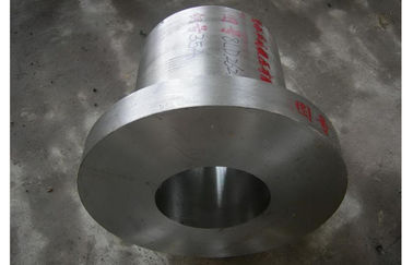 তাপ চিকিত্সা CNC মেশিন পার্টস / খাদ ইস্পাত Reducer যন্ত্রপাতির জন্য forgings